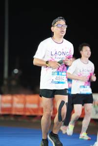 BIB: 41994
                            <button type="button" onclick="openModal(19764126)" class="btn btn-primary btn-sm float-right btn-popup" data-toggle="modal" data-target=".modal-high-quality">
                        <i class="fas fa-shopping-cart"></i> Add to Cart
                    </button>
                                            <button type="button" onclick="isThisMe(19764126, true)" class="btn btn-success btn-sm float-right btn-popup btn-isme hidden" data-toggle="tooltip" data-placement="bottom" title="นี่คือรูปของคุณใช่ไหม คลิกที่นี่เพื่อเอาเข้าอัลบั้ม">
                        <i class="fas fa-plus"></i> Add to album
                    </button>
                    <button type="button" onclick="isThisMe(19764126, false)" class="btn btn-warning btn-sm float-right btn-popup btn-isnotme hidden">
                        <i class="fas fa-ban"></i> Remove from album
                    </button>